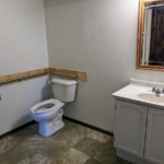 2-bedroom bathroom